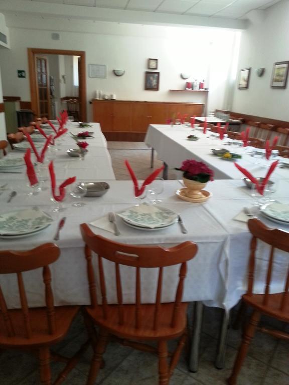 Casa de hóspedes Maria Rosa Molas - Casa Per Ferie 3*